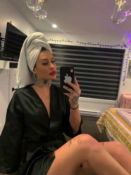 Elodie Baillargeon Roy Leaked OnlyFans Nacktbilder