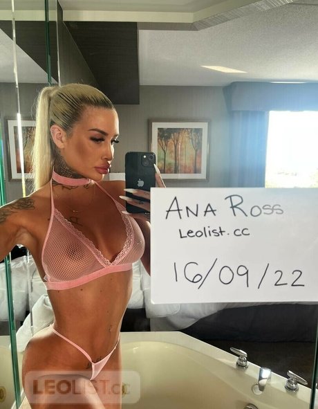 Elodie Baillargeon Roy Nacktbilder von OnlyFans