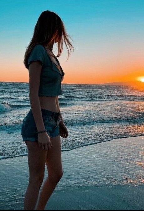 AmbryDear Geleakte OnlyFans-Inhalte