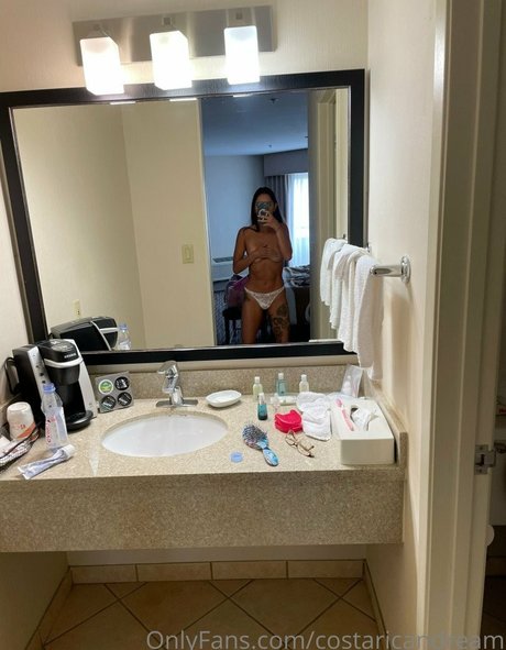 Costarican Trouble Bilder OnlyFans