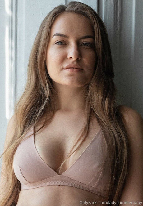 Crazy Layla Titten OnlyFans