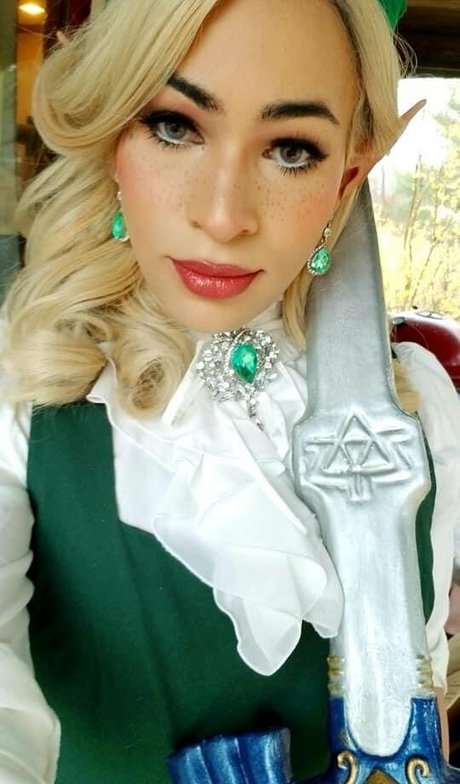 Persephiroth Brüste OnlyFans