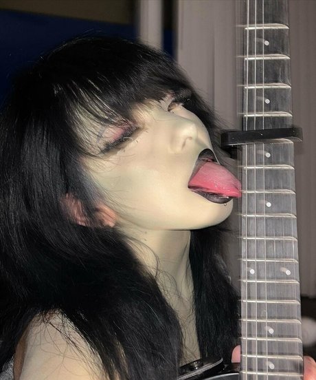 misotrill OnlyFans Leak