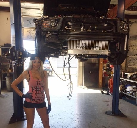 Malorie Woods OnlyFans Leaj