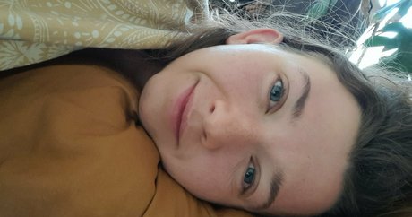 beeboogirl OnlyFans Striptease