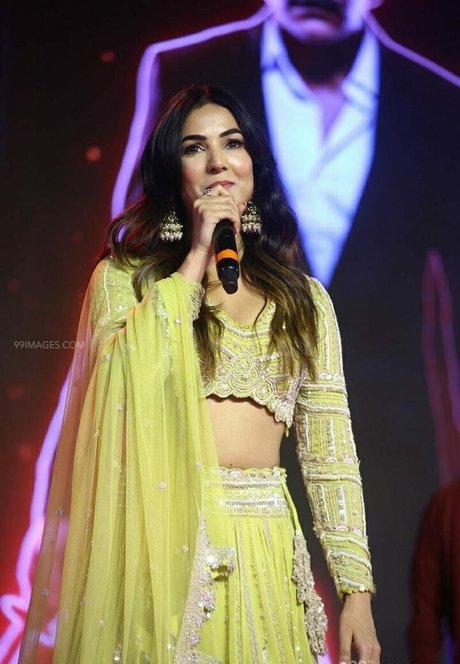 Sonal Chauhan OnlyFans-Leaks