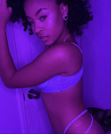 Lionesscave Nacktbilder von OnlyFans