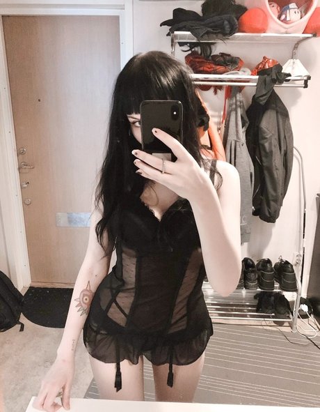 Messy Sextape OnlyFans Nacktbilder