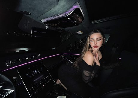 Carla Daiana OnlyFans Brüste Bild