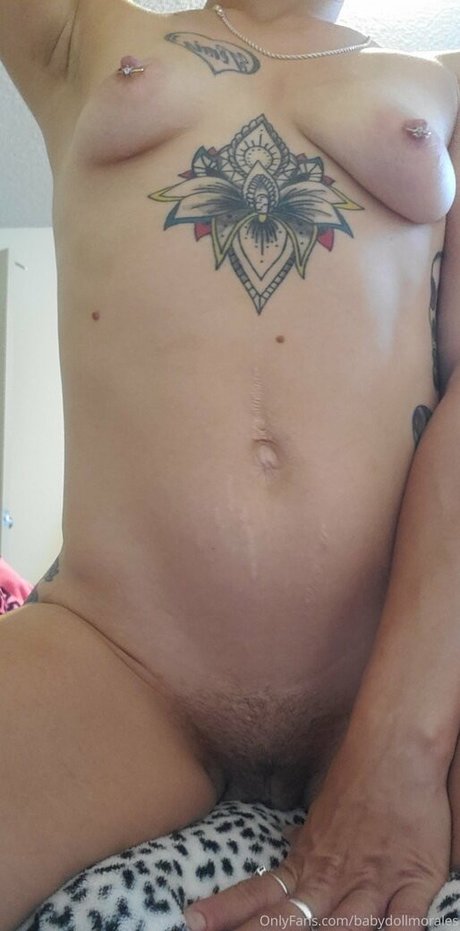 Randie Babydoll Morales OnlyFans-Inhalte