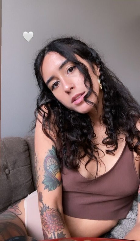 ältere onlyfans sexy Nacktbilder Selfie