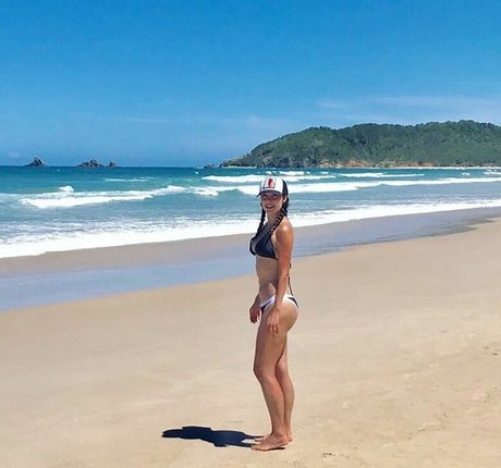 amateur arsch onlyfans Pornos Galerie