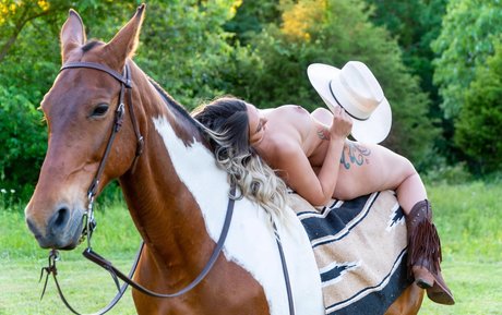 moderndayhousewife Neue OnlyFans Leaks