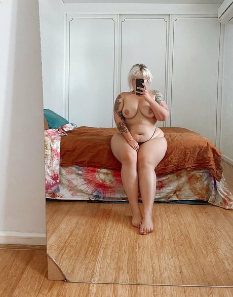 Tallulah Moon Nacktbilder von OnlyFans