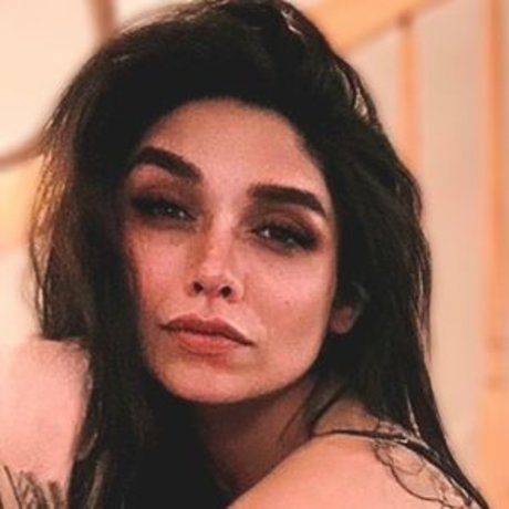 Just the letter v OnlyFans Porno