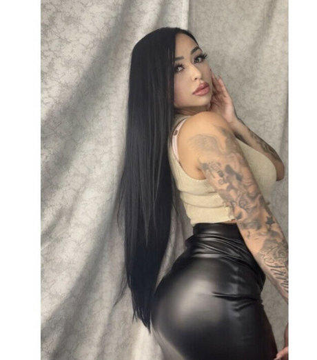 Dior Luna OnlyFans Beiträge