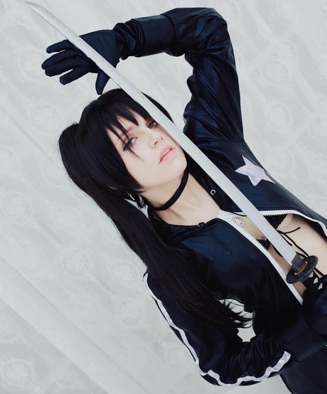 Iris the doll OnlyFans Inhalte