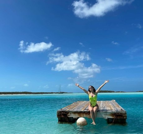 oberschenkel-onlyfans kostenlos nackt Exklusiv