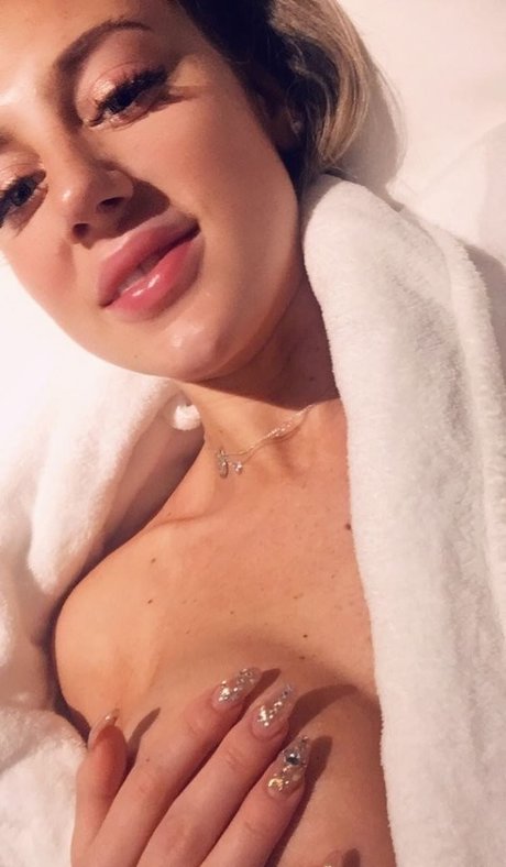 Graceevelyn_ OnlyFans Sextape
