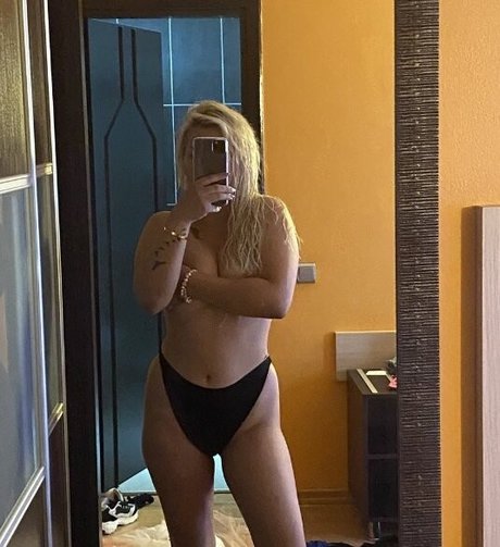 Beste Barkut Nacktpornos von OnlyFans geleakt