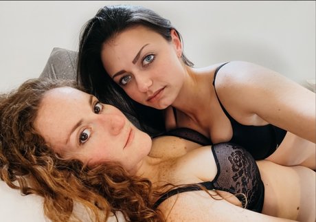 Mia Fraya Woods NurlyFans-Pornoleaks