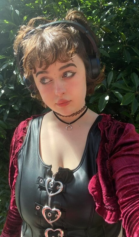 Milabloom Bilder OnlyFans