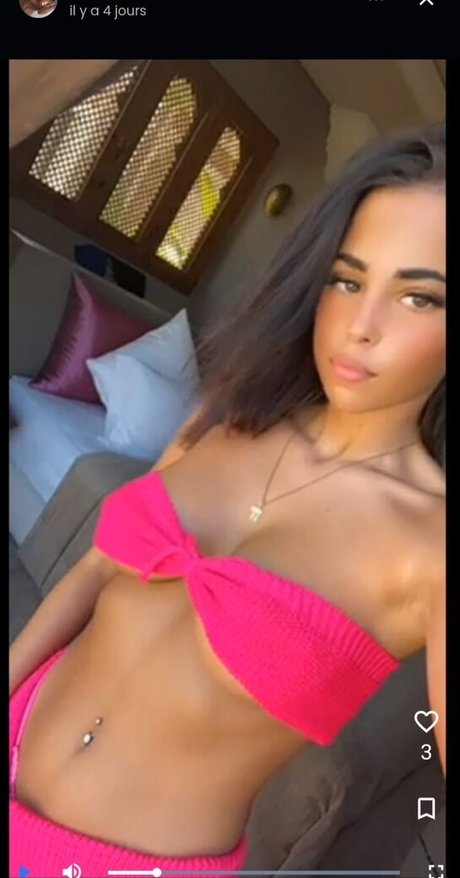 Parisxxz Titten OnlyFans