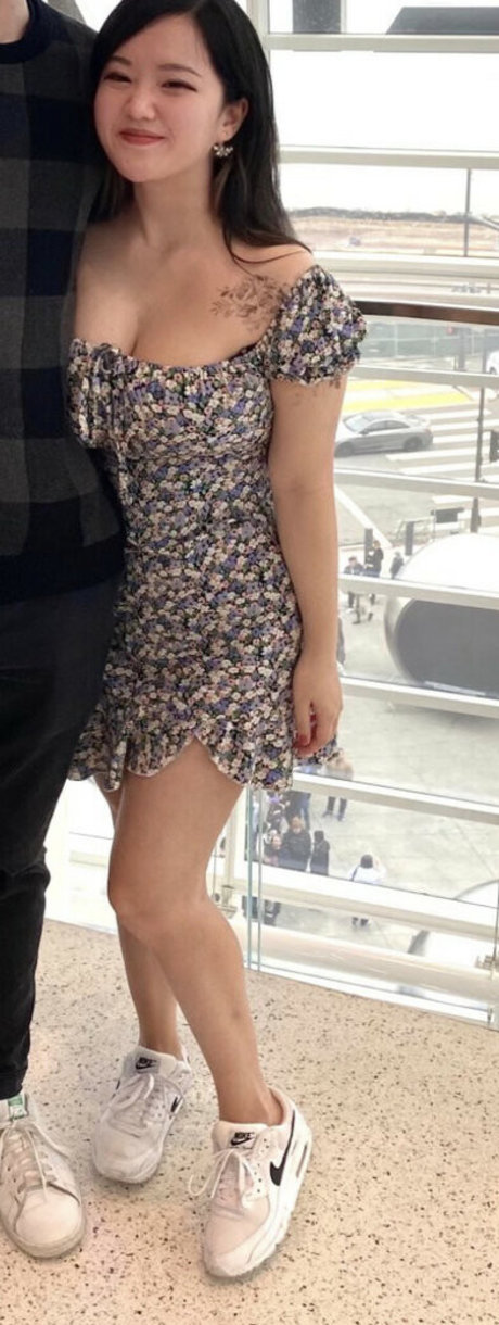 smolmikuu OnlyFans schlank