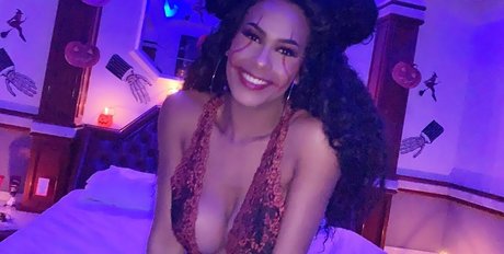 Rayra Spanick Nacktpornos auf OnlyFans