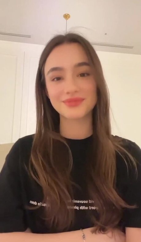 Dasha Tarab OnlyFans Nacktbilder