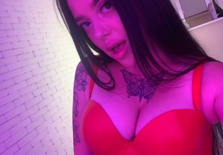 Saint Idol Neuer OnlyFans Leak