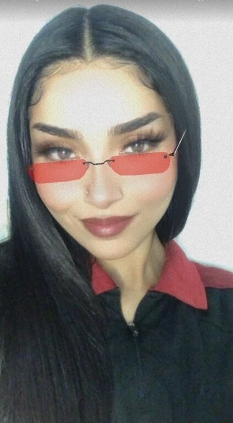 Flores Isabella98 Nacktbilder von OnlyFans geleakt