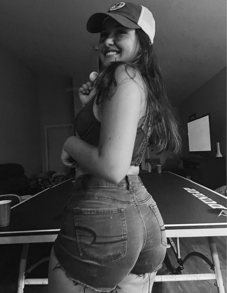 karissannette OnlyFans Sextape