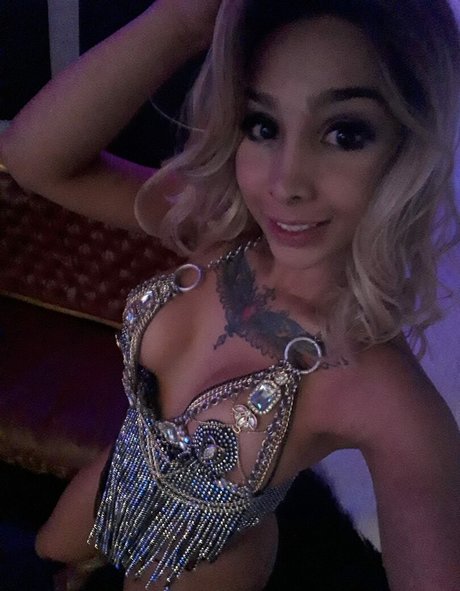 Irina Chanell OnlyFans Fotos