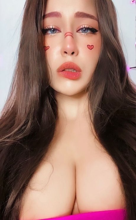 Shiny ASMR Kostenloses OnlyFans