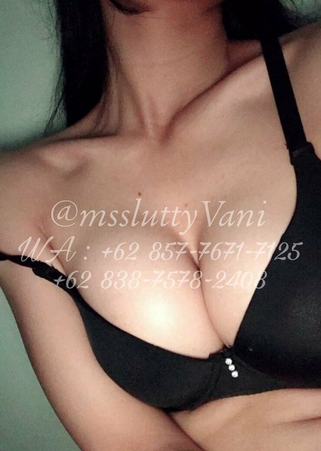 MssluttyVani Leaks von OnlyFans