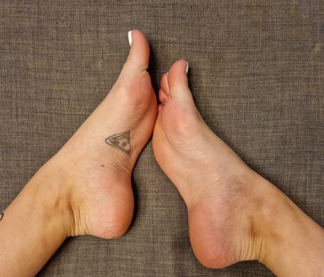 Livie Feet Brüste OnlyFans