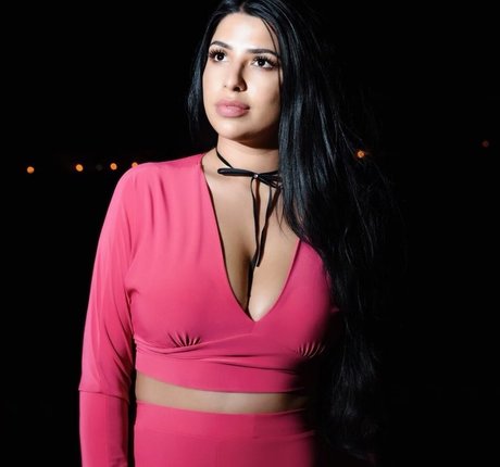 Mizz Ellaa ASMR Leaks von OnlyFans