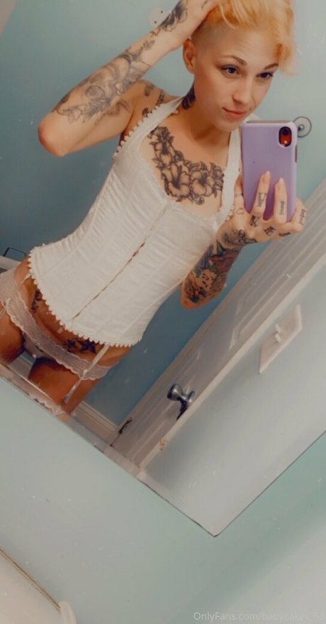 Babycakesxx Nackt