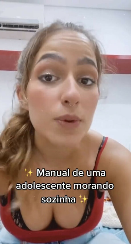 Livsbernarde Nacktbilder von OnlyFans geleakt