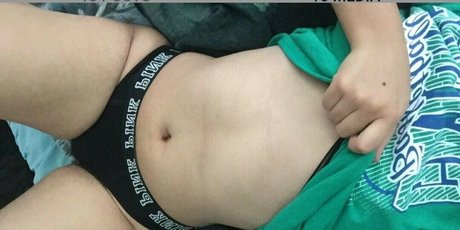 Curlybeanraver OnlyFans öffentliche Fotos OnlyFans