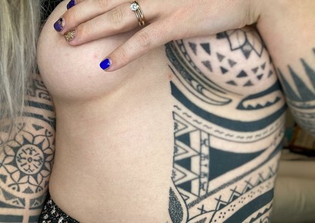 mmm4445 NSFW OnlyFans