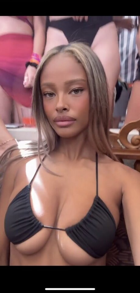 Vinetrria Vinetria Leaks von Nacktbildern auf OnlyFans