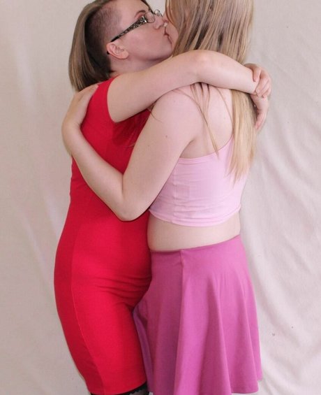 Astra Disaster OnlyFans geleakte Pornografie