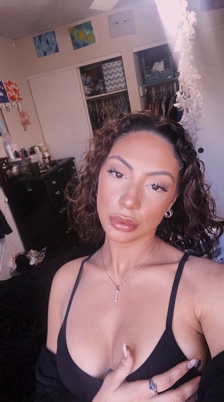 Izzy Clark Gratis OnlyFans Inhalte