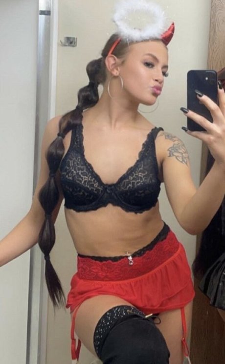 annalovesbanana OnlyFans Leak Pornografie