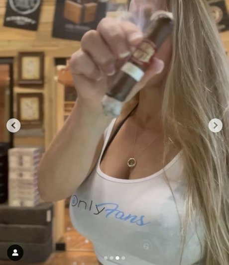 I heart cigars OnlyFans Nacktbilder