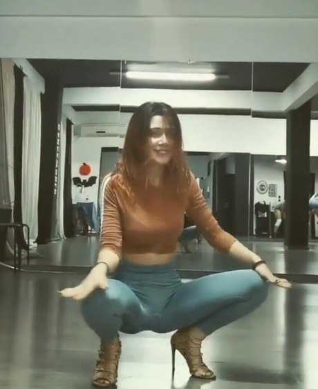 Vassiliki xlk OnlyFans-Inhalte