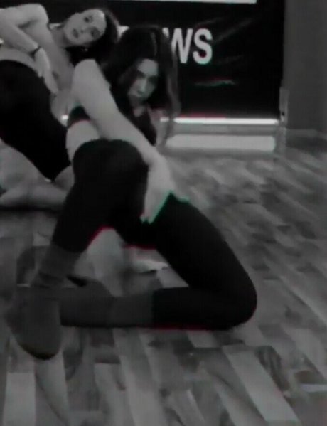 Vassiliki xlk OnlyFans schlank