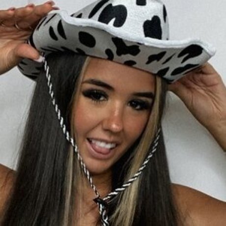 Lucie18 OnlyFans-Pornos